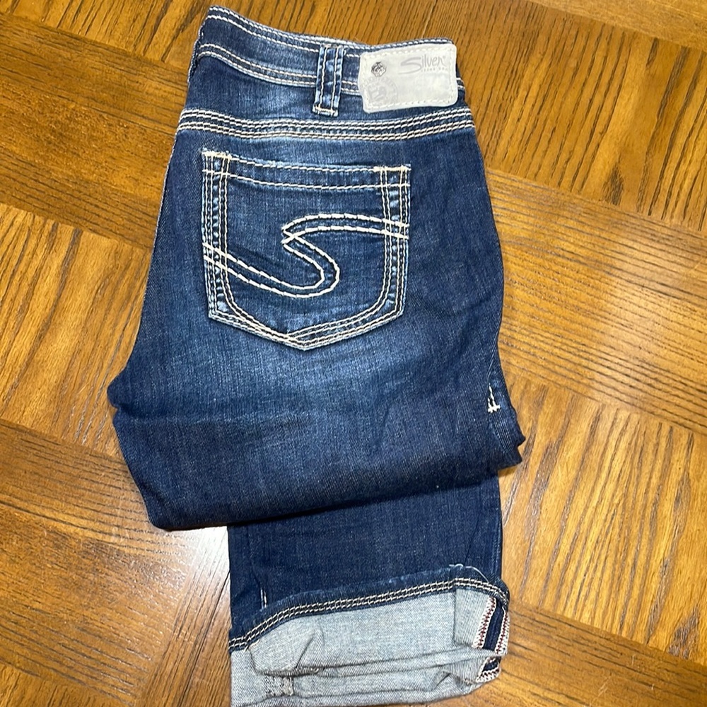 Silver aiko Capri